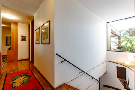 Casa à venda com 4 quartos, sendo 2 suítes, em Jardim Everest, São Paulo, SP