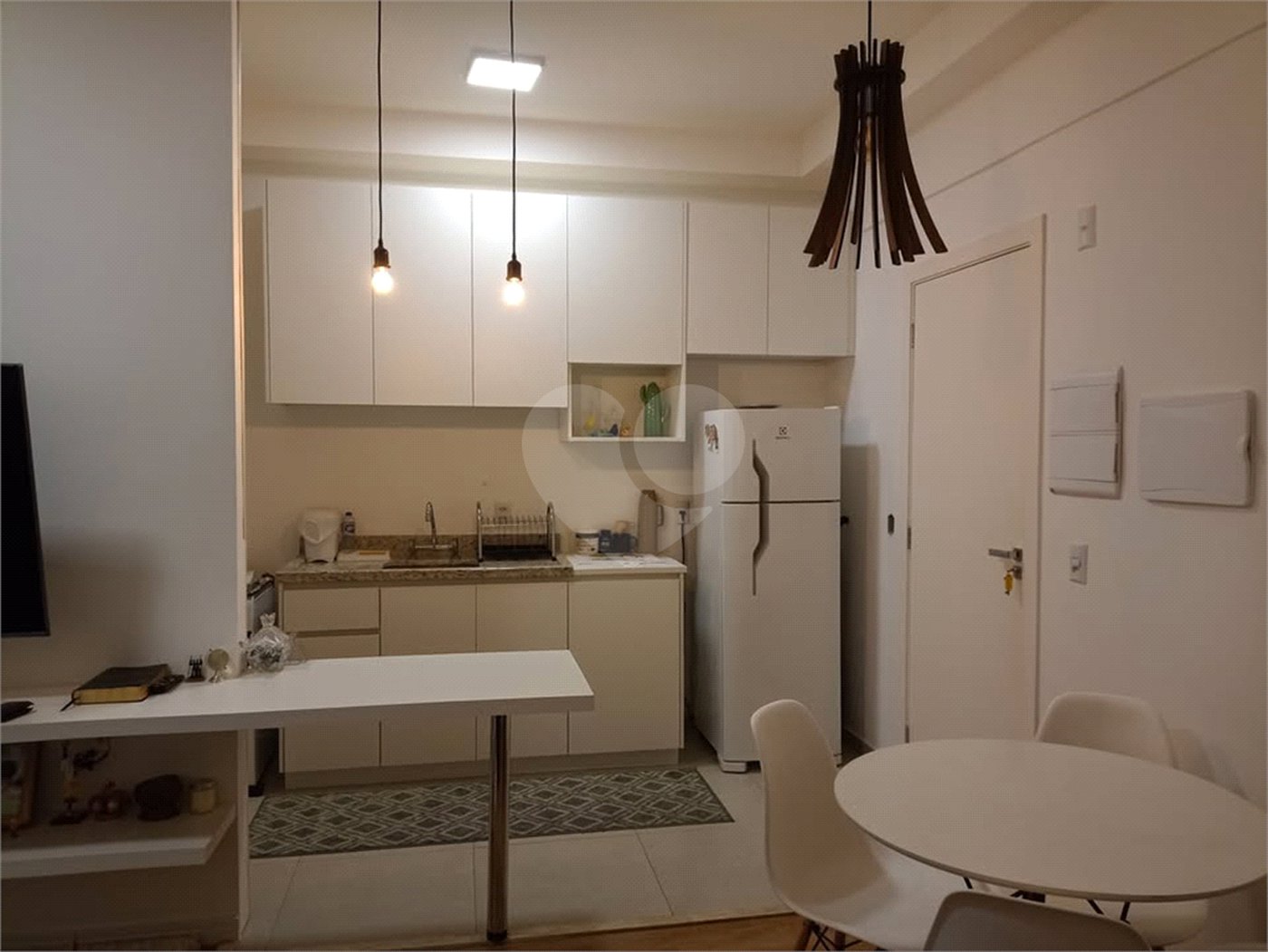 Apartamento à venda ou para alugar com 1 quarto em Granja Viana, Cotia, SP