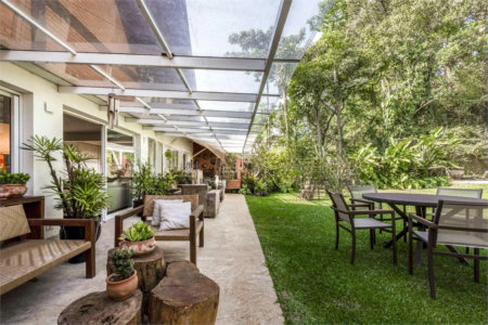 Casa de Vila à venda com 5 quartos, sendo 4 suítes, em Jardim Morumbi, São Paulo, SP