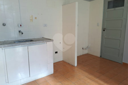 Casa Térrea para alugar com 1 quarto, sendo 3 suítes,  em Indianópolis, São Paulo, SP