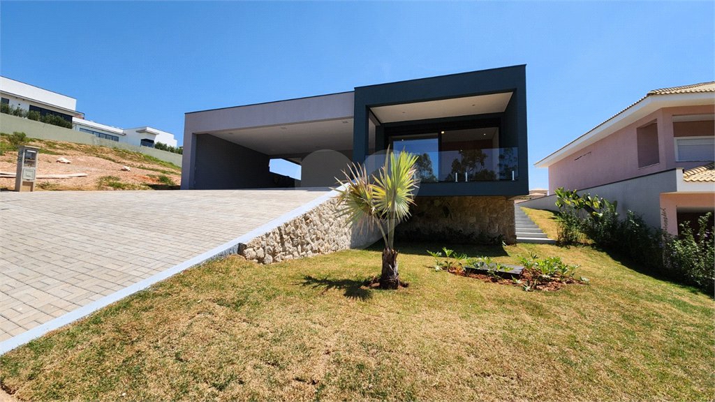 Casa à venda com 4 suítes no condomínio Campos de Santo Antônio II, Itu - SP
