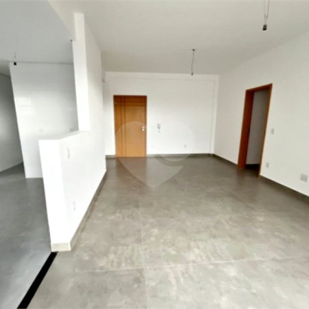Apartamento à venda com 2 quartos, sendo 1 suíte, em Jardim Maristela, Atibaia, SP