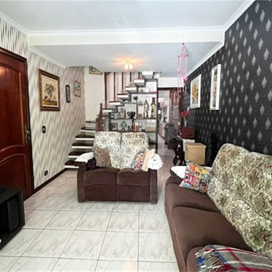 Casa à venda com 3 quartos, sendo 1 suíte, em Vila Boaçava, São Paulo, SP