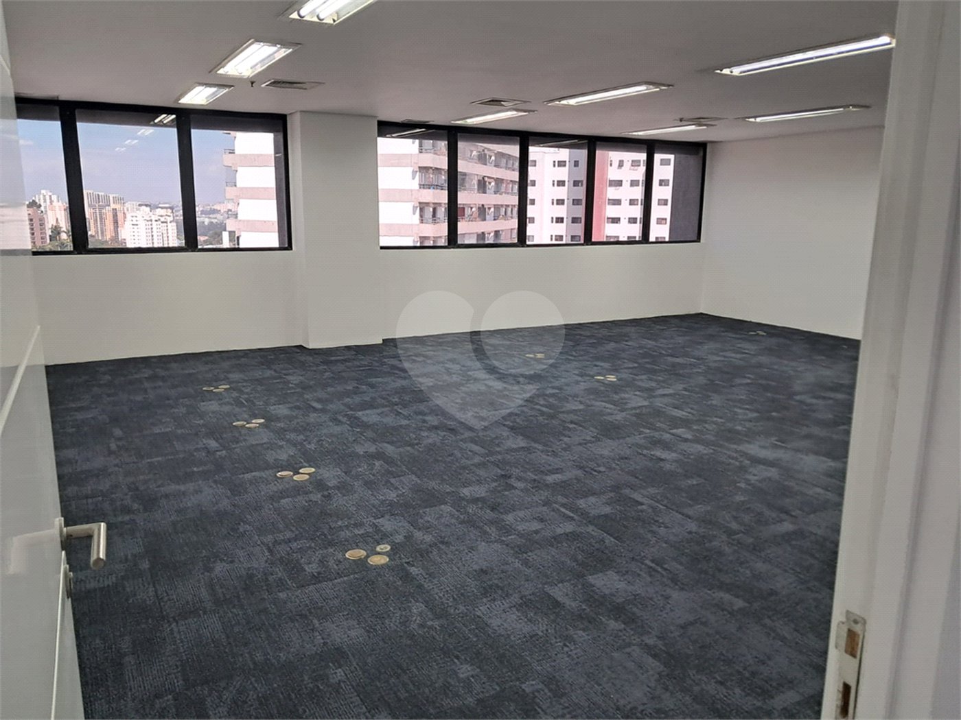 Sala à venda em Alto da Boa Vista, São Paulo, SP