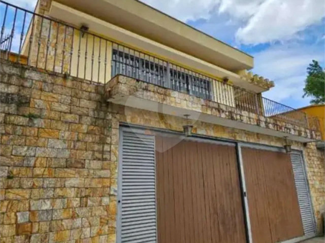 Casa à venda com 3 quartos em Vila Clarice, São Paulo, SP