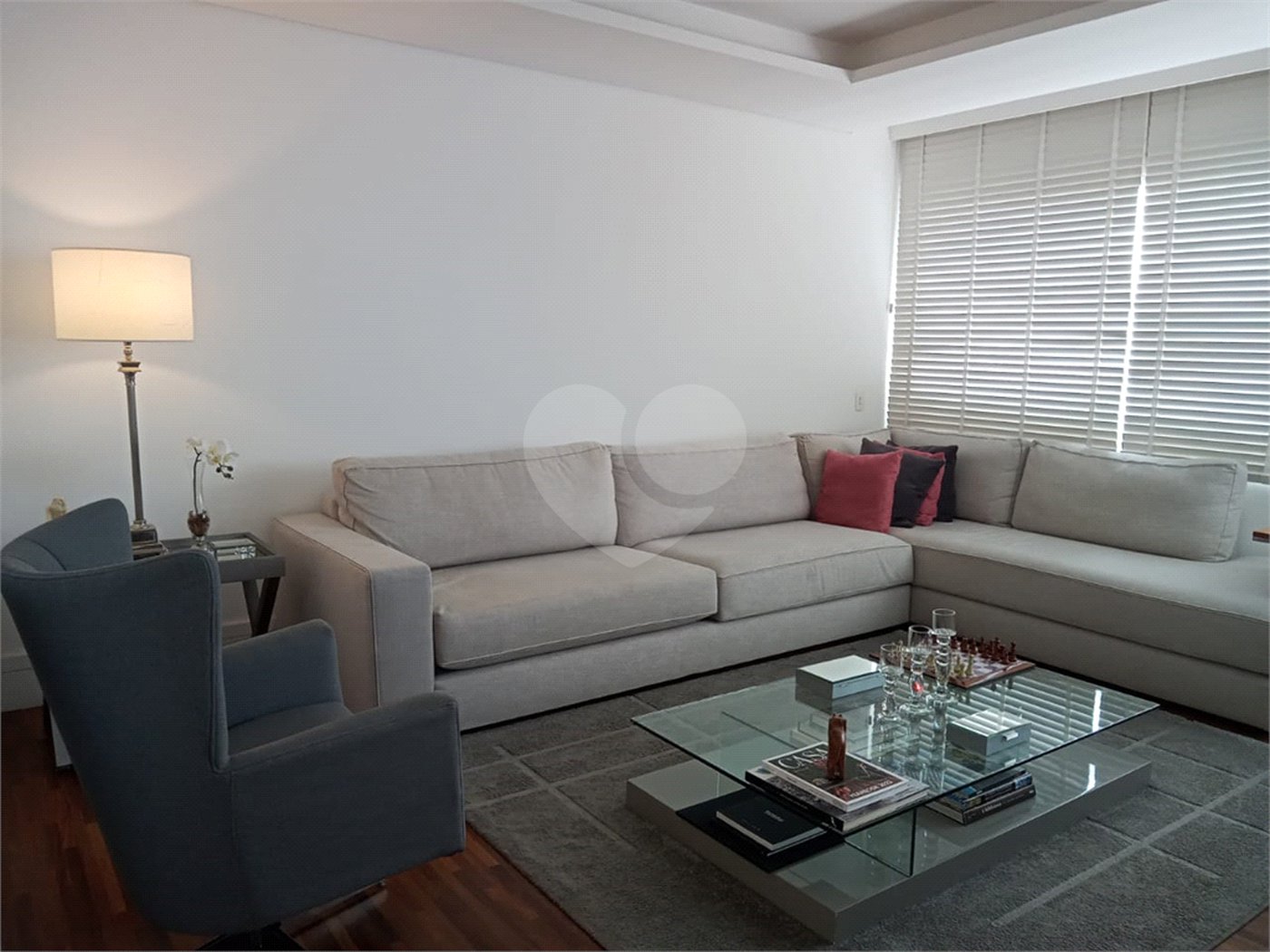 Apartamento à venda com 3 quartos, sendo 1 suíte, em Higienópolis, São Paulo, SP