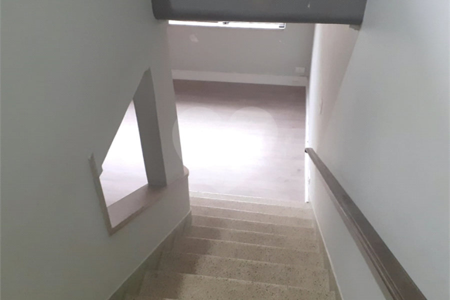 Sobrado à venda com 2 quartos em Santana, São Paulo, SP