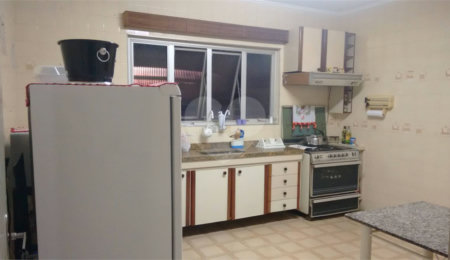 Sobrado à venda com 3 quartos, sendo 1 suíte, em Jaguaré, São Paulo, SP