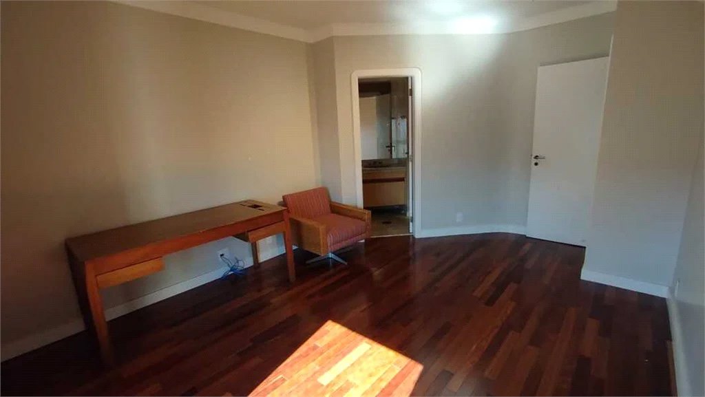 Duplex para alugar com 3 suítes em Real Parque, São Paulo, SP