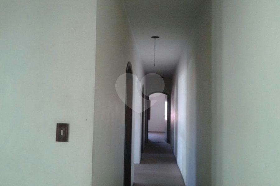 Sobrado à venda ou para alugar com 3 quartos, sendo 1 suíte,  em Horto, São Paulo, SP