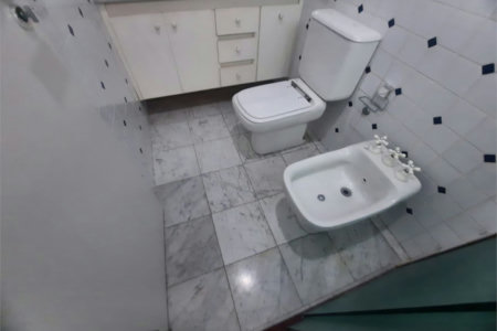 Apartamento Residencial à venda, Pitangueiras, Guarujá - AP0136.