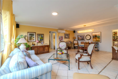 Apartamento à venda com 4 quartos, sendo 1 suíte, em Chácara Santo Antônio, São Paulo, SP