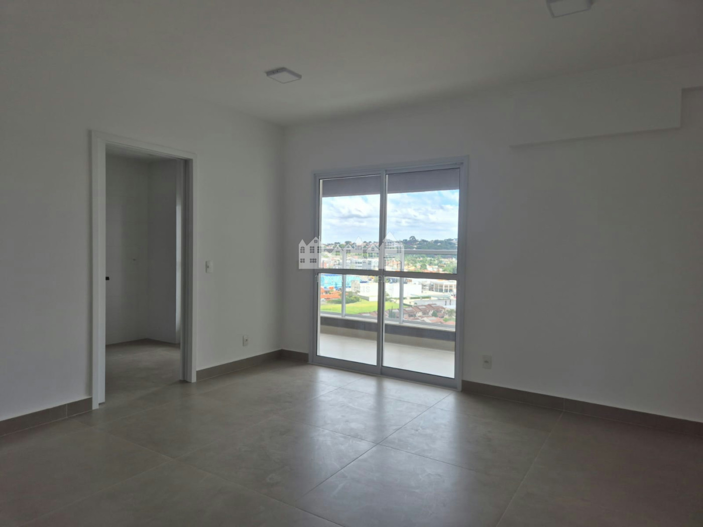 Apartamento à venda com 3 quartos, sendo 1 suíte, em Vila Helena, Atibaia, SP
