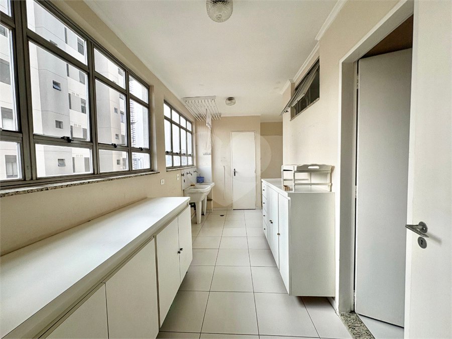 Apartamento à venda com 4 quartos, sendo 1 suíte, em Chácara Santo Antônio, São Paulo, SP