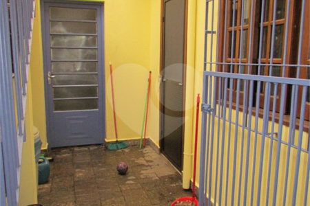 Casa de Vila à venda com 4 quartos, sendo 1 suíte, em Chácara Monte Alegre, São Paulo, SP