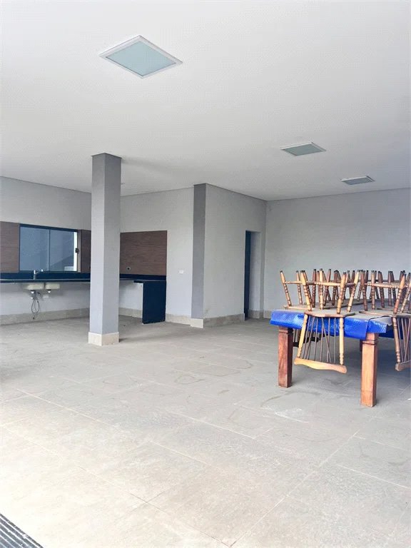 Sobrado à venda com 5 quartos, sendo 2 suítes, em Vila Inah, São Paulo, SP