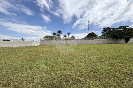 Terreno à venda com 2 quartos, sendo 1 suíte, no condomínio Saint Patrick, Sorocaba - SP
