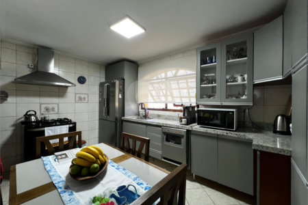 Sobrado à venda com 3 quartos em Água Fria, São Paulo, SP