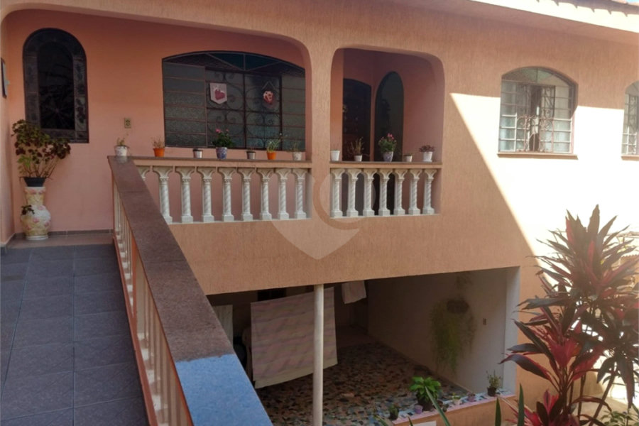 Casa Térrea à venda com 9 quartos, sendo 1 suíte, em Freguesia do Ó, São Paulo, SP