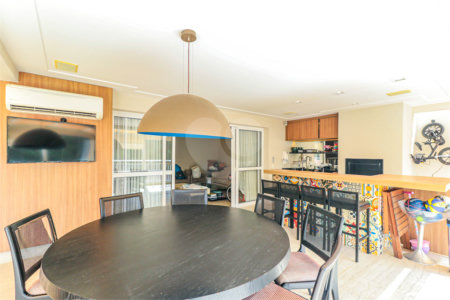 Apartamento à venda com 3 suítes em Brooklin, São Paulo, SP