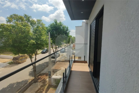 Casa à venda com 3 suítes no condomínio Terras de São Francisco, Sorocaba - SP