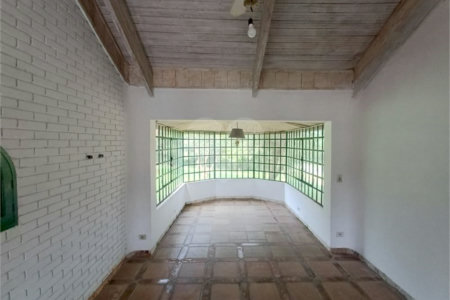 Chácara à venda com 3 quartos, sendo 1 suíte,  em Do Carmo (canguera), São Roque, SP