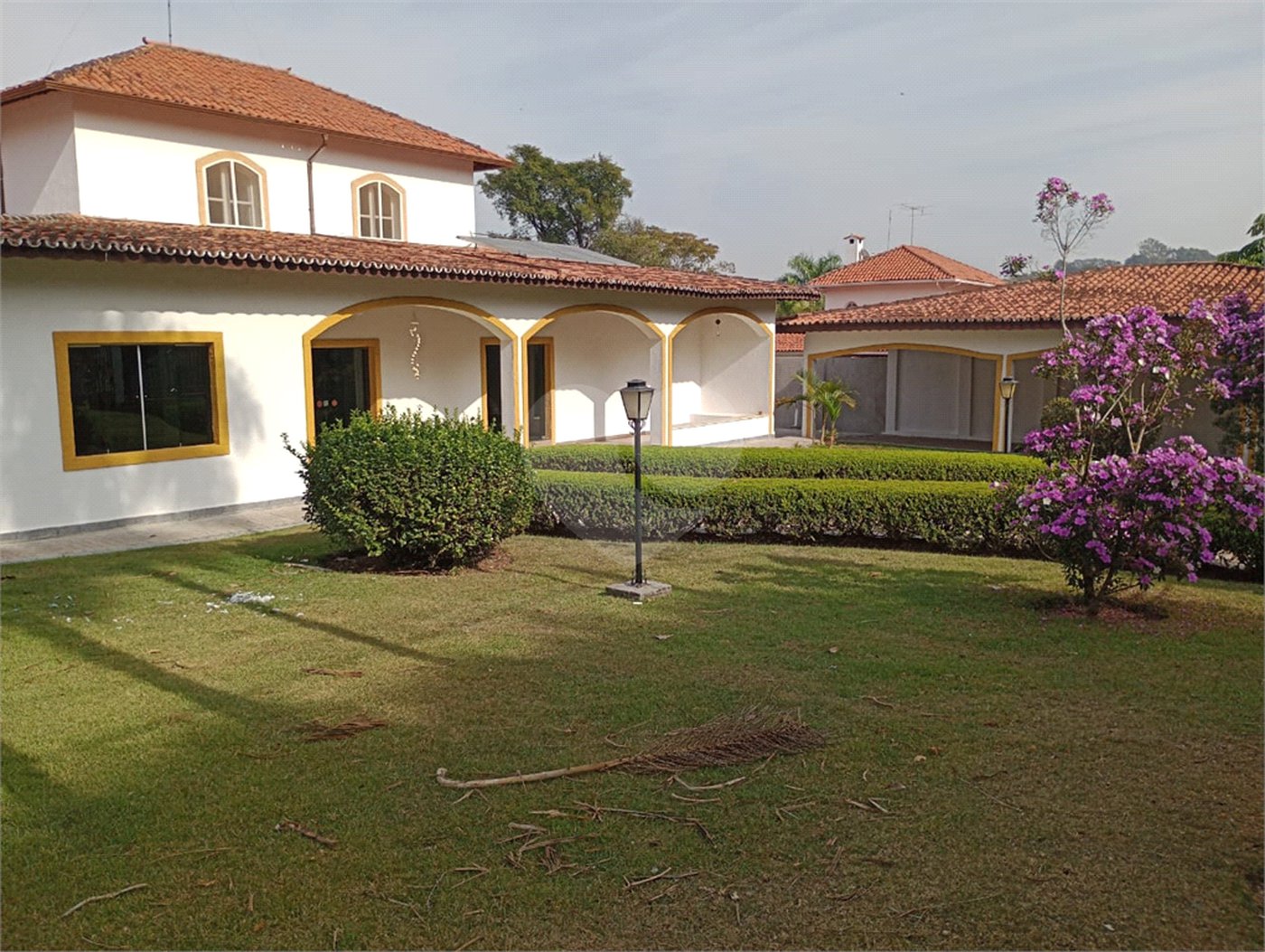 Casa à venda com 6 quartos, sendo 4 suítes,  no condomínio City Castelo, Itu - SP