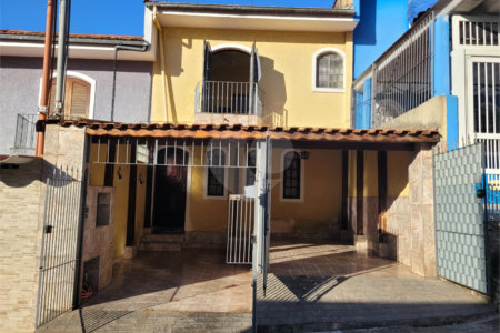 Casa à venda com 2 quartos no condomínio Casa Geminada, São Paulo - SP