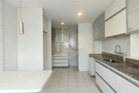 Cobertura à venda com 4 quartos, sendo 3 suítes, em Recreio dos Bandeirantes, Rio de Janeiro, RJ