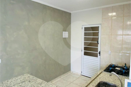 Apartamento à venda com 2 quartos em Jardim Vinhas do Sol (mailasqui), São Roque, SP