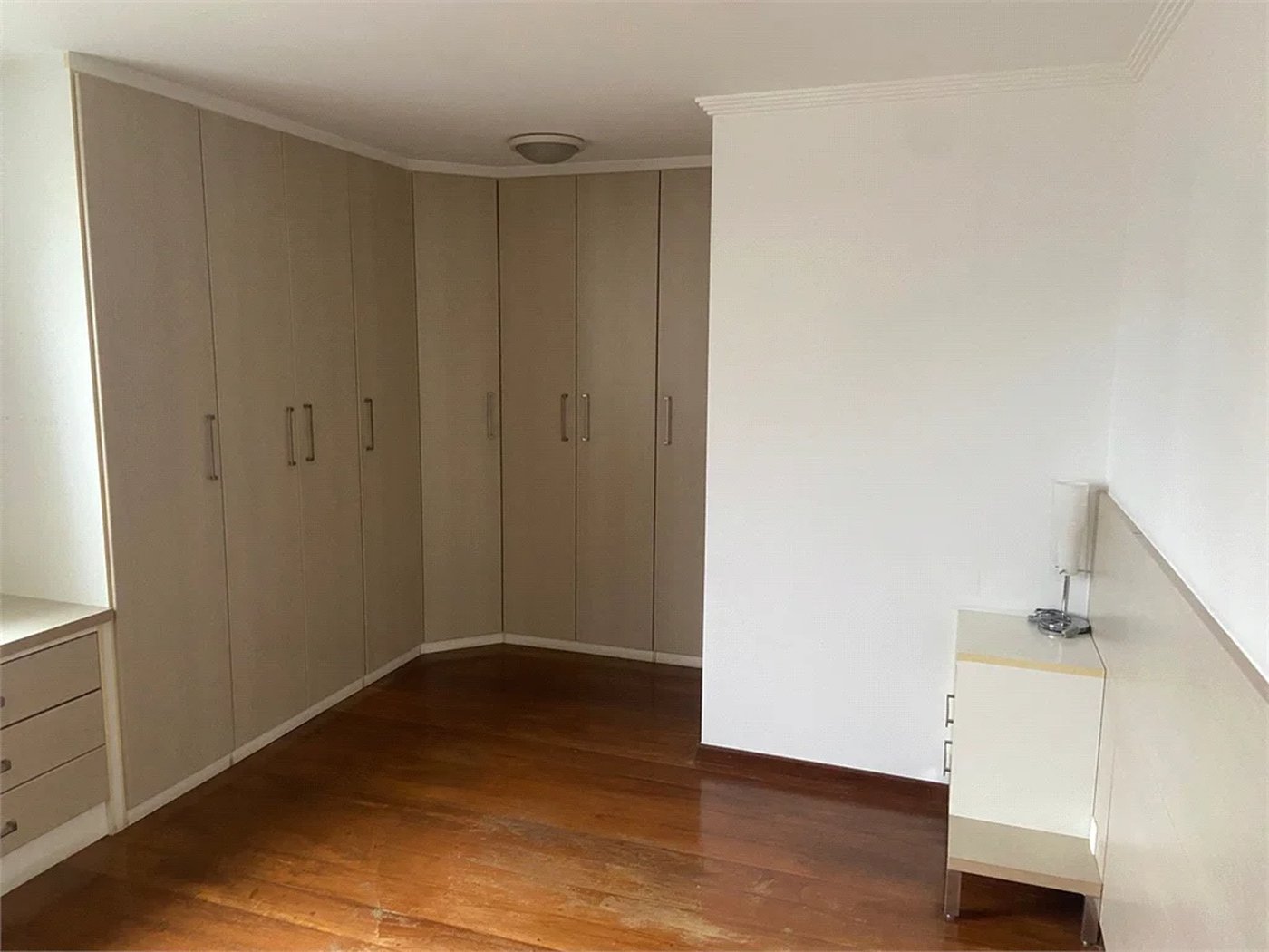 Apartamento à venda com 3 quartos, sendo 1 suíte, em Água Branca, São Paulo, SP