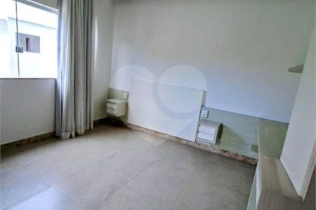 Casa à venda com 3 quartos, sendo 2 suítes, em Orla Norte, Porto Seguro, BA