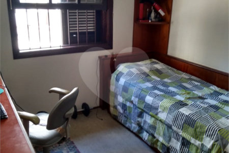 Casa à venda com 4 quartos, sendo 1 suíte, em Alto da Lapa, São Paulo, SP