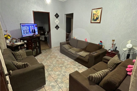 Casa à venda com 3 quartos em Parque Sonia, São Paulo, SP