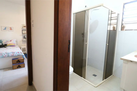 Sobrado à venda com 4 quartos, sendo 2 suítes, em Vila Romana, São Paulo, SP