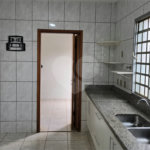 Casa à venda com 2 quartos, sendo 1 suíte, em Vila Suconasa, Araraquara, SP