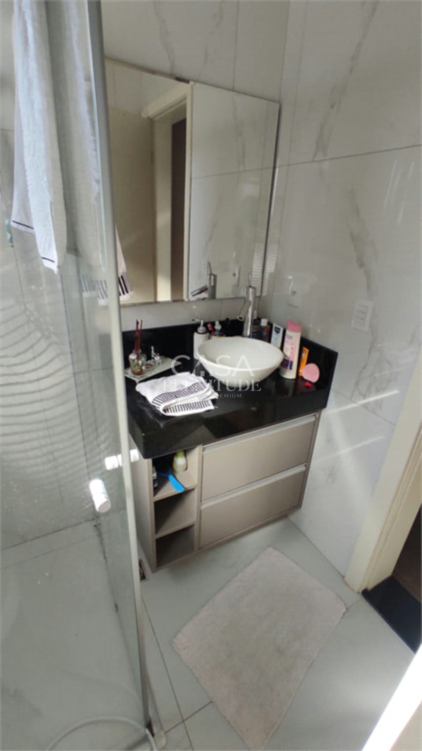 Casa em condomínio à venda com 3 quartos, sendo 1 suíte, em Cajuru do Sul, Sorocaba, SP