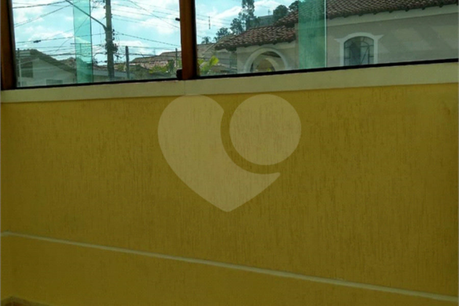 Casa à venda com 2 suítes no condomínio Residencial Pedro, São Paulo - SP