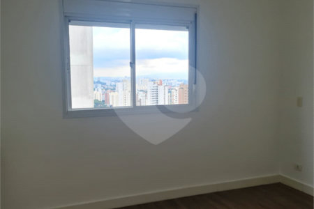 Apartamento à venda com 2 quartos, sendo 1 suíte, em Parque Reboucas, São Paulo, SP