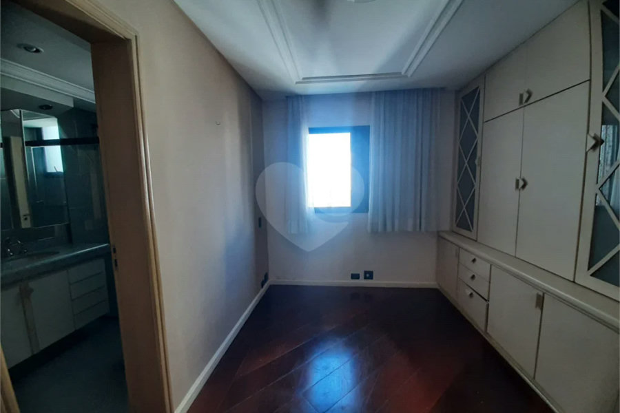 Apartamento à venda com 3 suítes em Tatuapé, São Paulo, SP