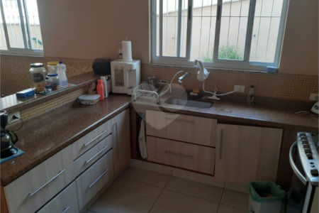 Sobrado à venda com 4 quartos, sendo 1 suíte,  em Jardim São Paulo(zona Norte), São Paulo, SP
