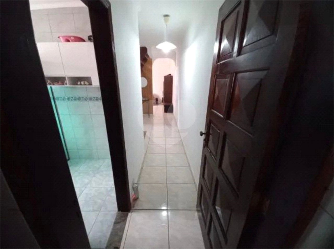 Sobrado à venda com 4 quartos, sendo 1 suíte, em Santo Antônio, Osasco, SP