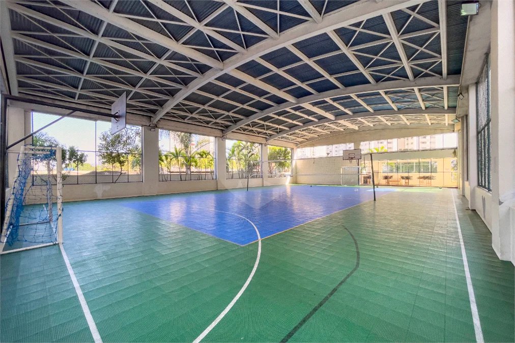 Apartamento à venda com 3 quartos, sendo 1 suíte, em Santo Amaro, São Paulo, SP