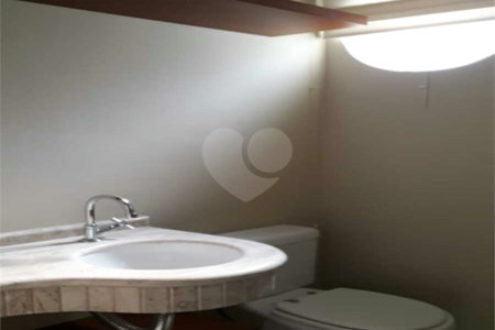 Lindo Apto Edifício Raquel Venda com Sacada gourmet.com 03 dormitórios 01 suíte