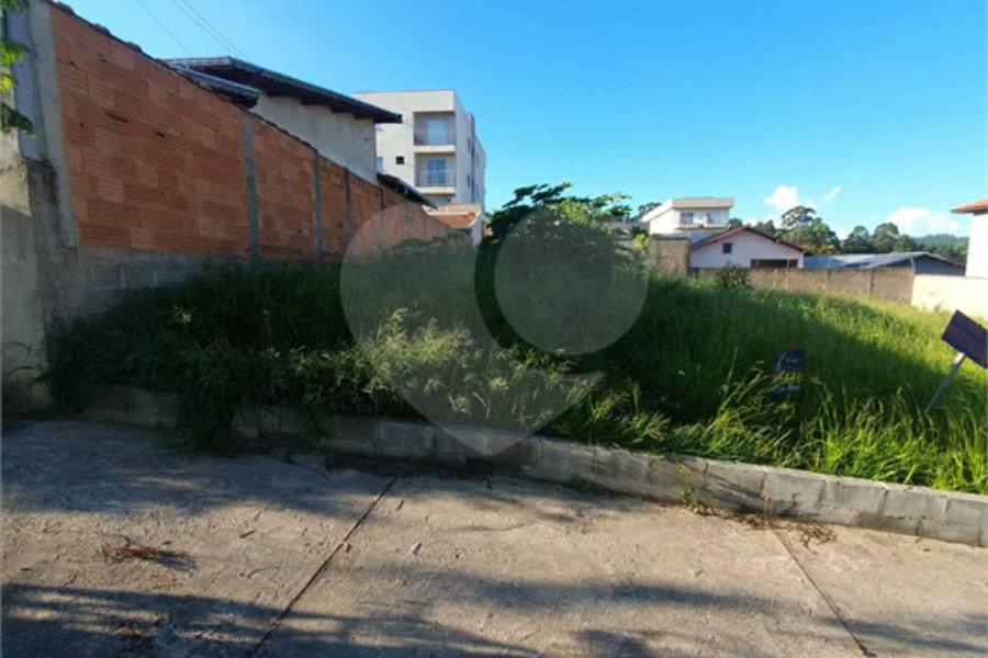 Terreno de 372m² à venda no Jardim Caldense