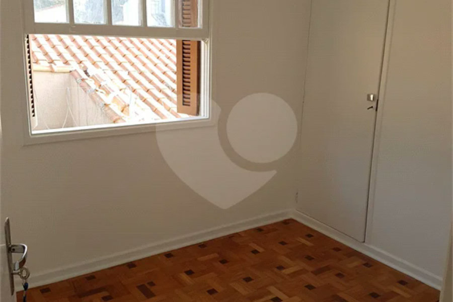 Sobrado à venda com 3 quartos, sendo 1 suíte, em Brooklin, São Paulo, SP