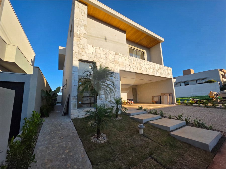 Casa sobrado 3 suítes com piscina Parque Faber IV