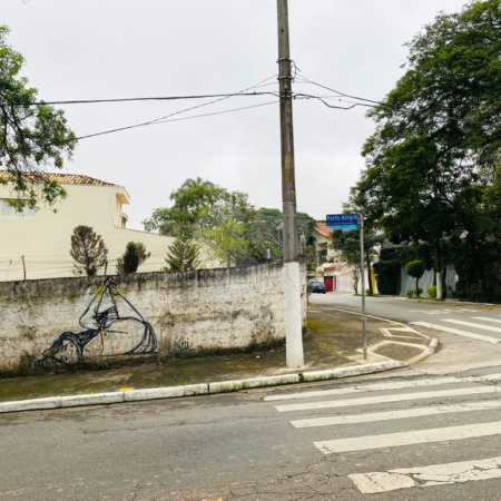 Terreno em Campo Belo