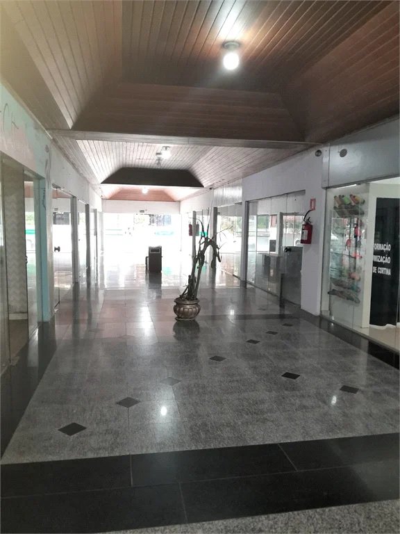 Alugo Loja na Granja Viana