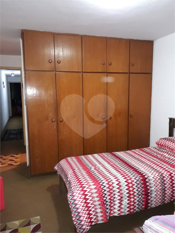 Casa à venda com 3 quartos, sendo 1 suíte, em Interlagos, São Paulo, SP